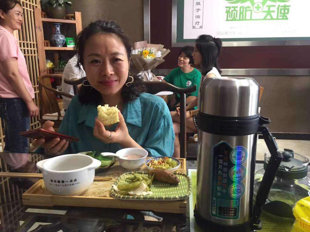 通过消费分析，“药食两用”的药膳汤加盟馆或成最大赢家！