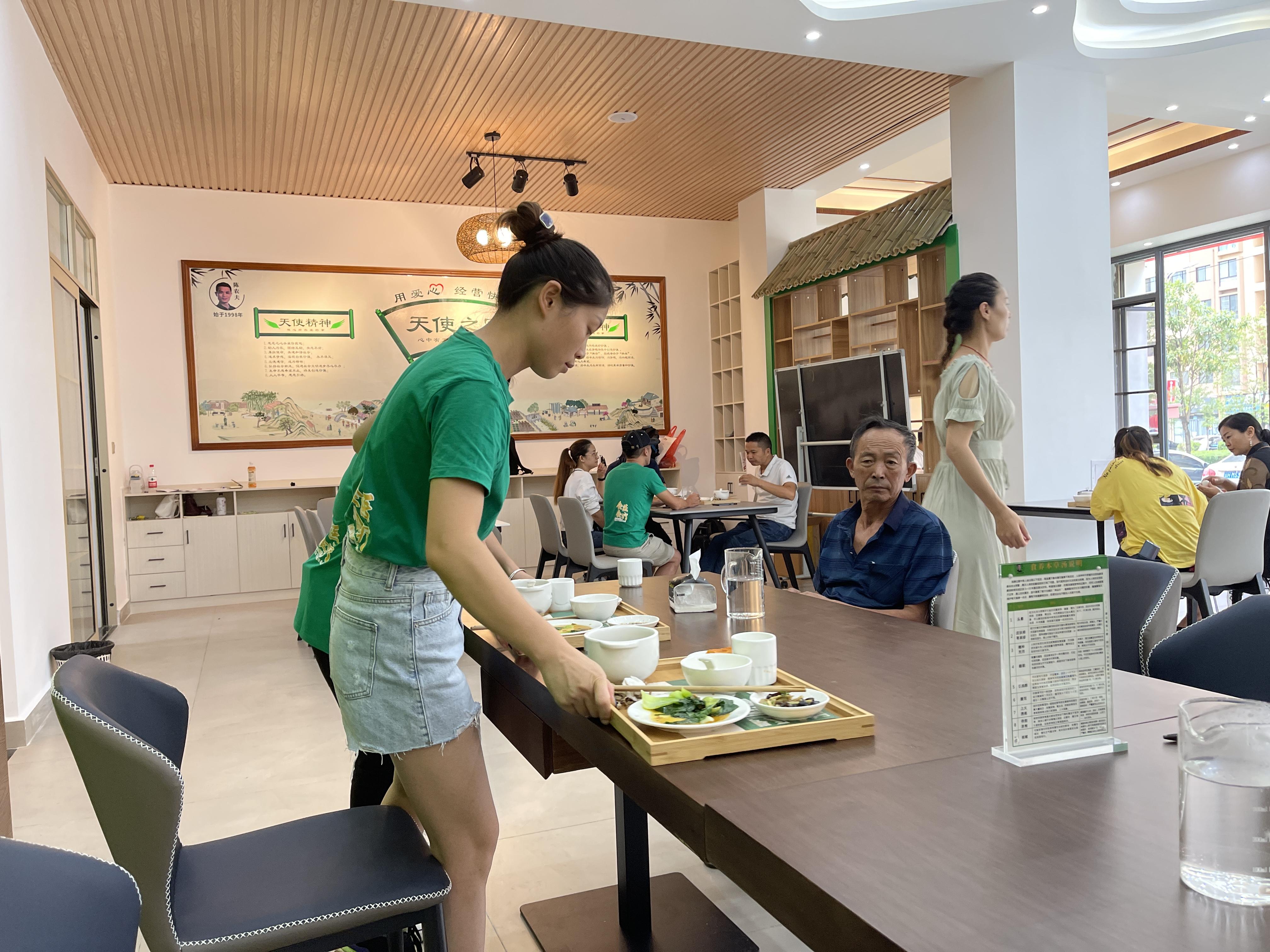 市场经济战略调整，做大健康产业领跑者，打造民众福祉