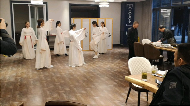 陈农夫药膳成就全人类健康快乐，实现人人健康的美好愿景